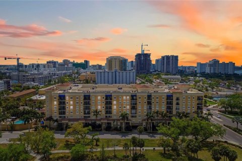 Condo à Sarasota, Floride, 2 chambres  № 2106235