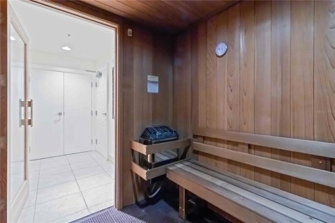 Condo in Sarasota, Florida, 2 bedrooms  № 2106235 - photo 28
