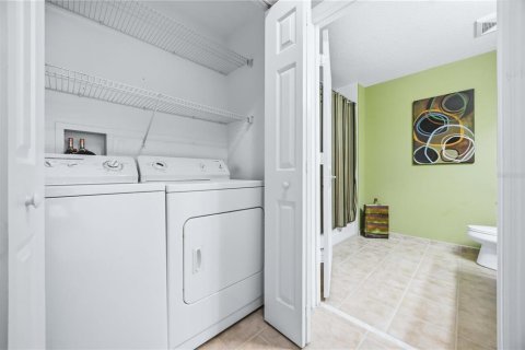 Condo in Sarasota, Florida, 2 bedrooms  № 2106235 - photo 14