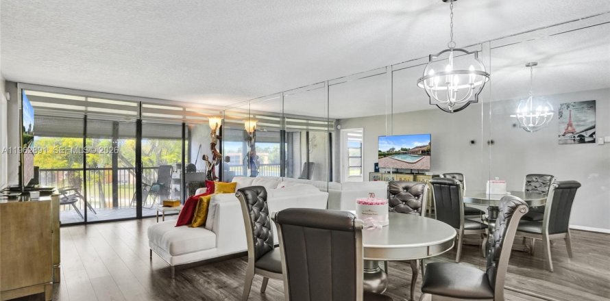 Condo à Margate, Floride, 2 chambres  № 2080972