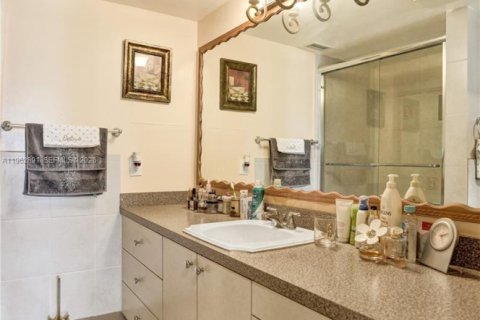 Copropriété à vendre à Margate, Floride: 2 chambres, 91.97 m2 № 2080972 - photo 20