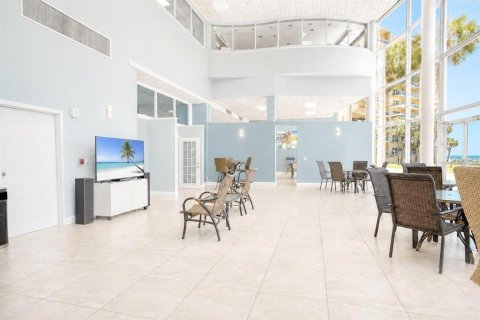 Condominio en venta en Clearwater, Florida, 1 dormitorio, 71.72 m2 № 2209845 - foto 28