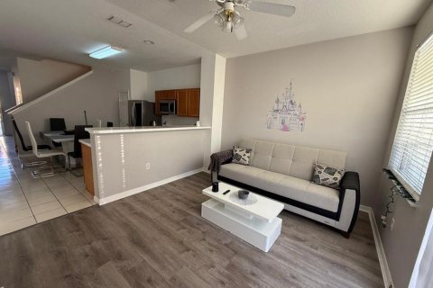 Townhouse in Kissimmee, Florida 3 bedrooms, 110.27 sq.m. № 2122993 - photo 5
