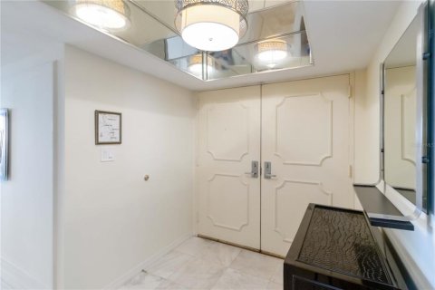 Купить кондоминиум в Сарасота, Флорида 7 комнат, 215.07м2, № 1900667 - фото 9