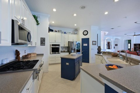 Villa ou maison à vendre à Bradenton, Floride: 4 chambres, 317.45 m2 № 1771086 - photo 12