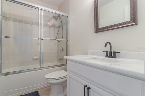 Casa en venta en Winter Garden, Florida, 5 dormitorios, 293.2 m2 № 1917623 - foto 20