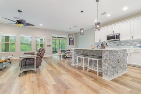 Casa en venta en Winter Garden, Florida, 5 dormitorios, 293.2 m2 № 1917623 - foto 9