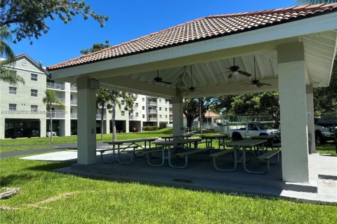 Copropriété à louer à Cutler Bay, Floride: 2 chambres, 91.04 m2 № 2062857 - photo 22