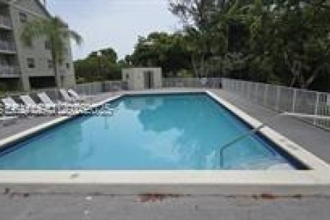 Copropriété à louer à Cutler Bay, Floride: 2 chambres, 91.04 m2 № 2062857 - photo 17