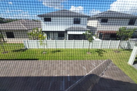 House in Miramar, Florida 4 bedrooms, 318.1 sq.m. № 1865737 - photo 28