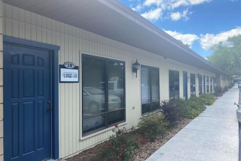 Immobilier commercial à Gainesville, Floride 111.48 m2 № 2148334