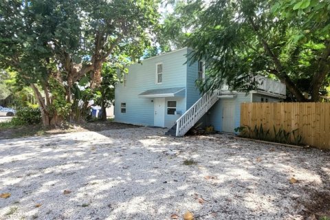 Casa en venta en Fort Lauderdale, Florida, 2 dormitorios, 136.57 m2 № 2168063 - foto 19