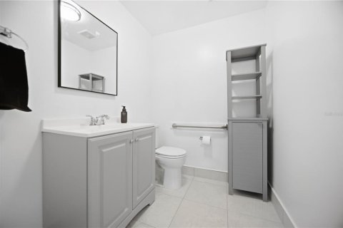 Commercial property in Venice, Florida 287.63 sq.m. № 2377813 - photo 10