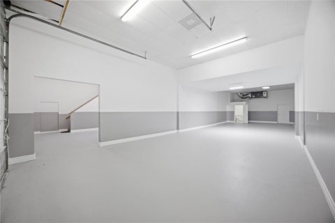 Commercial property in Venice, Florida 287.63 sq.m. № 2377813 - photo 23