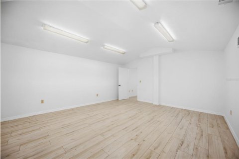 Commercial property in Venice, Florida 287.63 sq.m. № 2377813 - photo 7