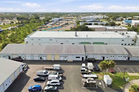 Commercial property in Venice, Florida 287.63 sq.m. № 2377813 - photo 30