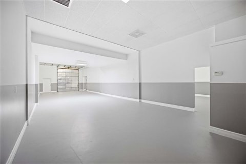 Commercial property in Venice, Florida 287.63 sq.m. № 2377813 - photo 17