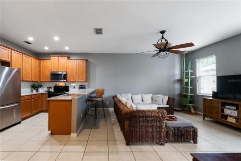Townhouse in Sanford, Florida 3 bedrooms, 181.25 sq.m. № 2212033 - photo 18