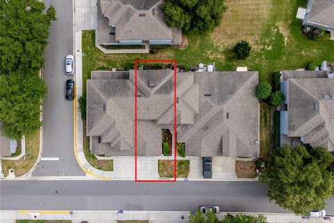 Townhouse in Sanford, Florida 3 bedrooms, 181.25 sq.m. № 2212033 - photo 3