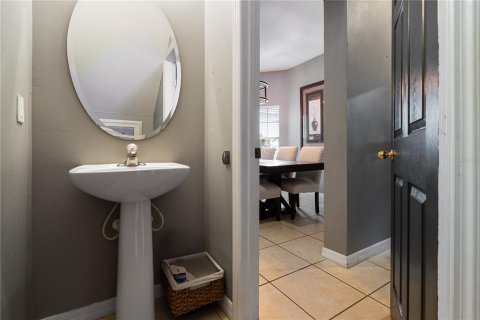 Townhouse in Sanford, Florida 3 bedrooms, 181.25 sq.m. № 2212033 - photo 24