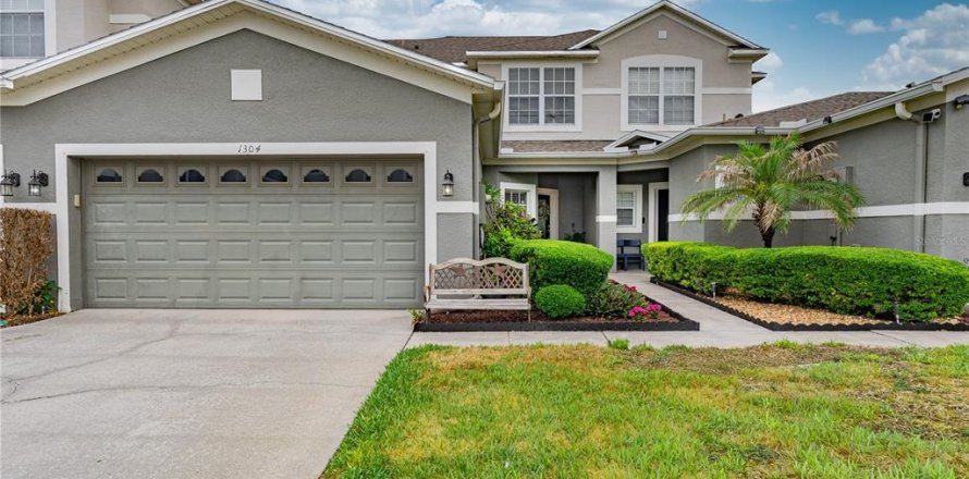 Townhouse in Sanford, Florida 3 bedrooms, 181.25 sq.m. № 2212033
