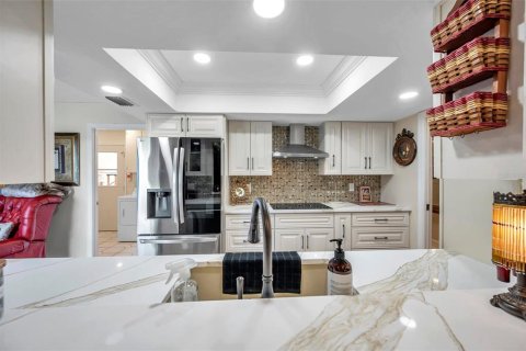 Casa en venta en Bradenton, Florida, 2 dormitorios, 177.72 m2 № 1644232 - foto 5