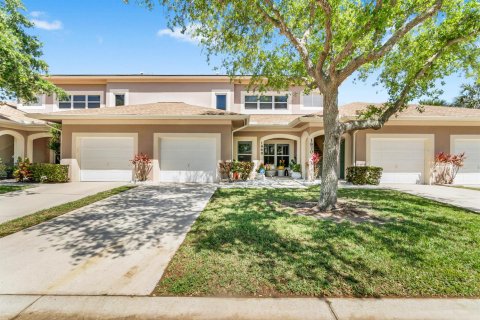 Condo in St. Lucie, Florida, 2 bedrooms  № 2173503