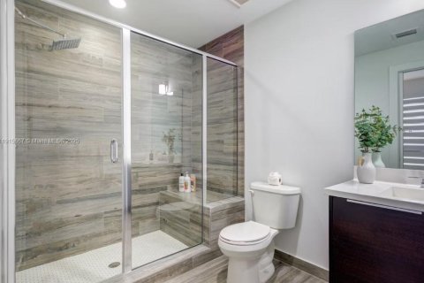 Copropriété à louer à Miami, Floride: 3 chambres, 145.86 m2 № 1972607 - photo 17