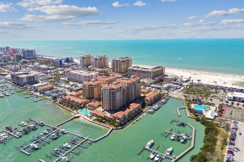 Townhouse in Clearwater, Florida 3 bedrooms, 235.04 sq.m. № 1720177 - photo 3