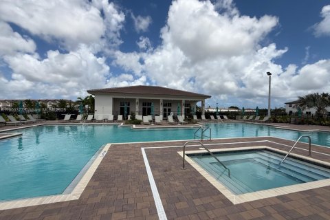 Adosado en venta en Miami, Florida, 3 dormitorios, 123.65 m2 № 1952770 - foto 23