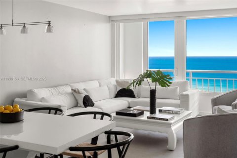 Condominio en venta en Miami Beach, Florida, 1 dormitorio, 79.71 m2 № 1994488 - foto 4