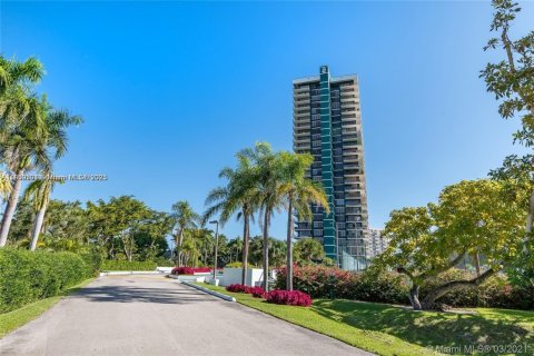 Copropriété à vendre à Miami, Floride: 1 chambre, 111.3 m2 № 1927933 - photo 13