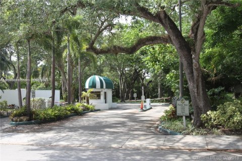 Copropriété à vendre à Miami, Floride: 1 chambre, 111.3 m2 № 1927933 - photo 12