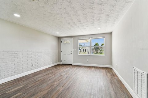 Купить виллу или дом в Холидэй, Флорида 4 комнаты, 115.01м2, № 1842324 - фото 11