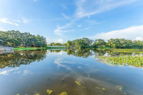 Villa ou maison à vendre à Tampa, Floride: 3 chambres, 175.86 m2 № 1898561 - photo 3