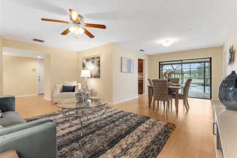 Villa ou maison à vendre à Tampa, Floride: 3 chambres, 175.86 m2 № 1898561 - photo 29