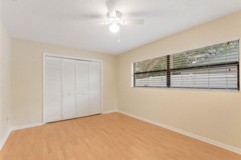 Villa ou maison à vendre à Tampa, Floride: 3 chambres, 175.86 m2 № 1898561 - photo 18