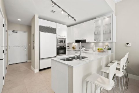 Copropriété à louer à Miami Beach, Floride: 1 chambre, 85.47 m2 № 1944559 - photo 5