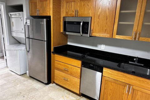 Apartamento en alquiler en Sweetwater, Florida, 1 dormitorio № 1950303 - foto 9