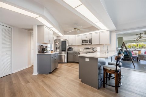 Casa en alquiler en Port Charlotte, Florida, 3 dormitorios, 190.91 m2 № 1591948 - foto 11