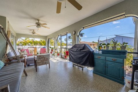 Casa en alquiler en Port Charlotte, Florida, 3 dormitorios, 190.91 m2 № 1591948 - foto 30