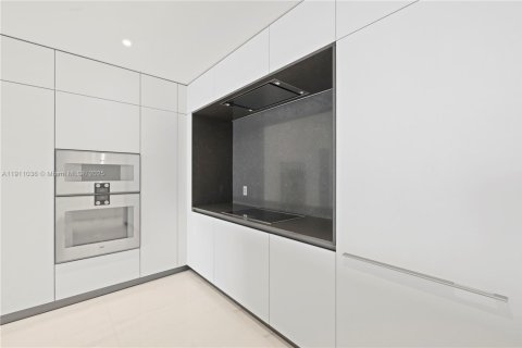 Купить кондоминиум в Майами, Флорида 4 спальни, 298.59м2, № 1967048 - фото 5