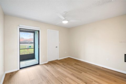 Condo in Sarasota, Florida, 2 bedrooms № 2151735 - photo 27