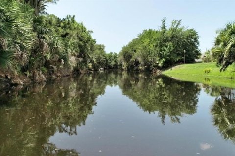 Terreno en venta en Port Charlotte, Florida № 1808351 - foto 2