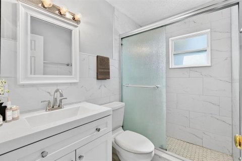 Casa en venta en New Port Richey, Florida, 3 dormitorios, 111.11 m2 № 1894378 - foto 8