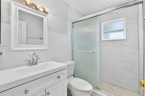 Casa en venta en New Port Richey, Florida, 3 dormitorios, 111.11 m2 № 1894378 - foto 23