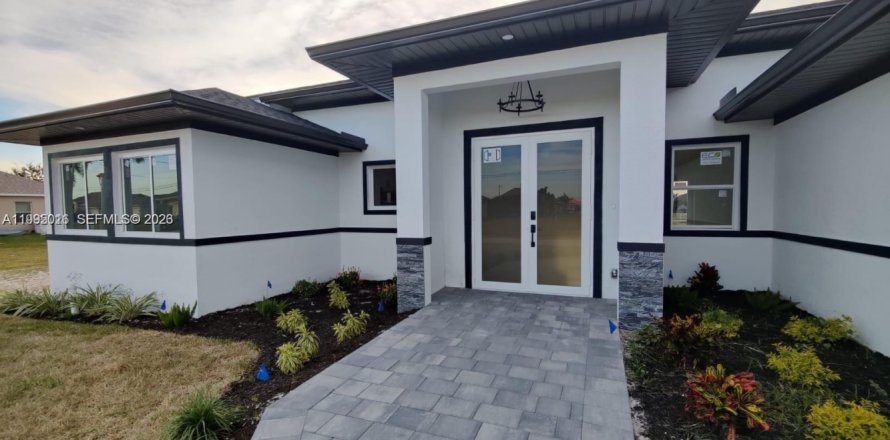 Таунхаус в Кейп-Корал, Флорида 3 спальни № 2060816