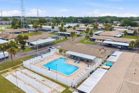 Condo in Clearwater, Florida, 1 bedroom  № 2236620 - photo 21