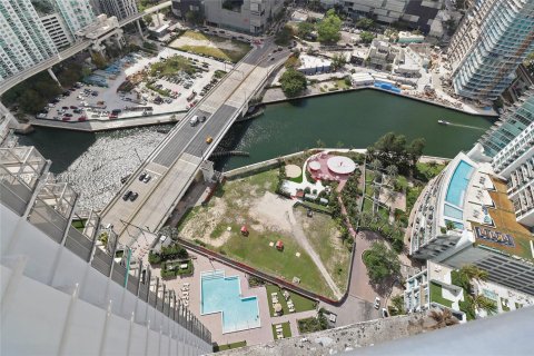 Снять в аренду кондоминиум в Майами, Флорида 1 спальня, 68.75м2, № 2062760 - фото 27