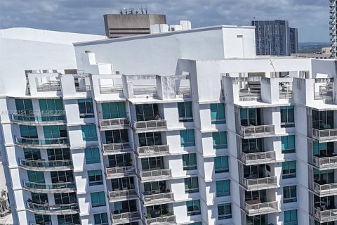 Снять в аренду кондоминиум в Майами, Флорида 1 спальня, 68.75м2, № 2062760 - фото 29